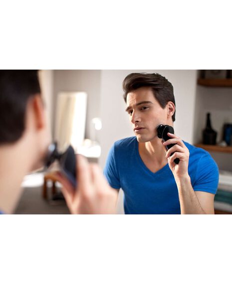 Series 9000 Shaver with Smart Clean Station and Travel Case